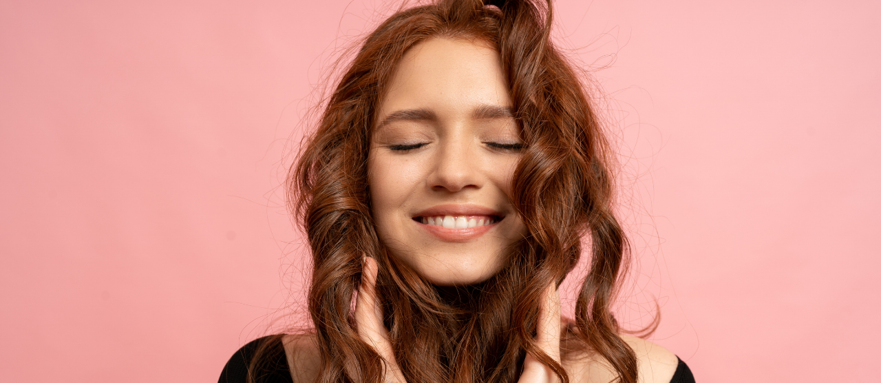ESSENTIAL OILS FOR HAIR: HOW TO USE THEM RIGHT